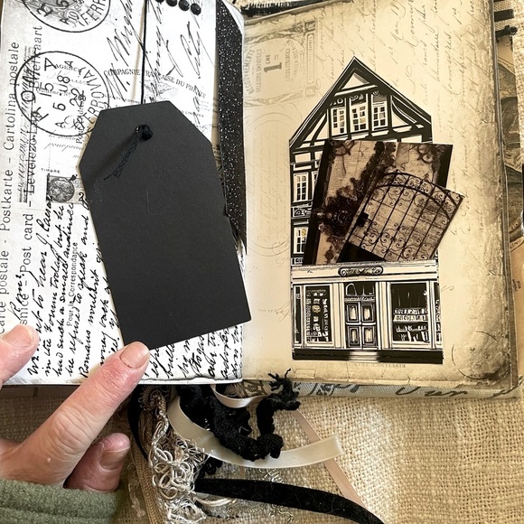 Haloween Junk Journal Homemade. 54 pages. 5x7 - Picture 5 of 15